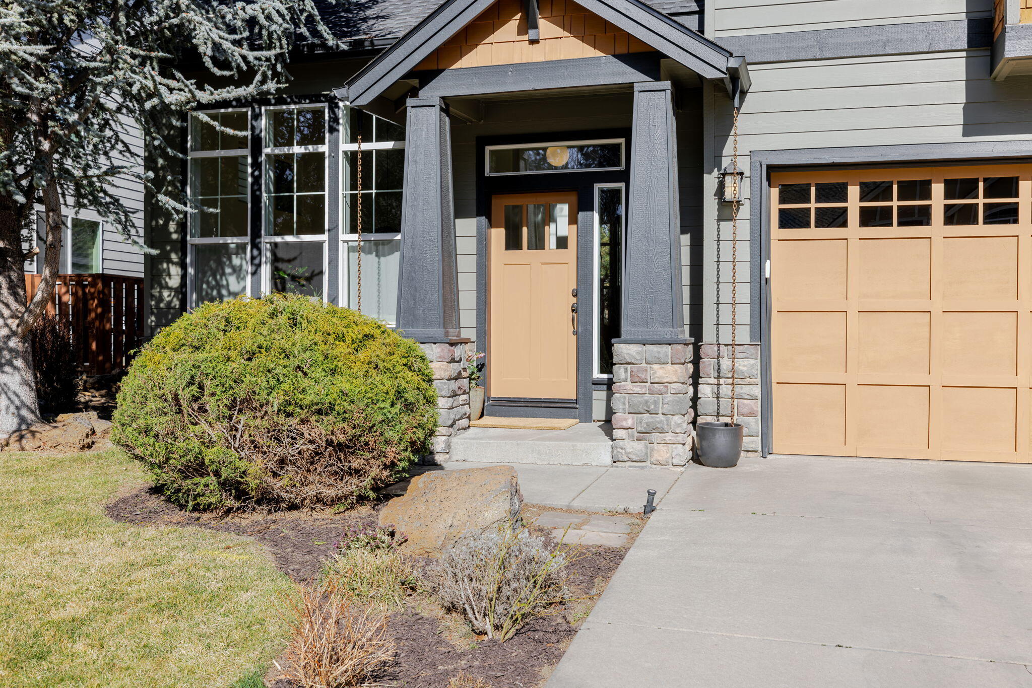 61059 Snowberry Place