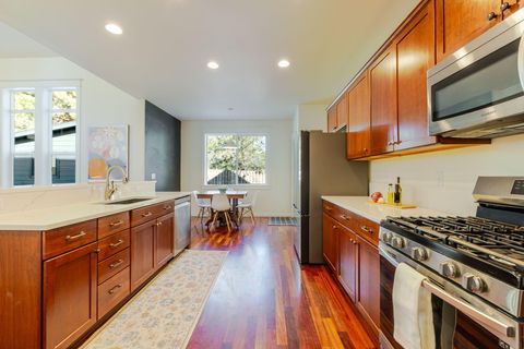 Tiny photo for 61059 Snowberry Place, Bend, OR 97702 (MLS # 220216936)