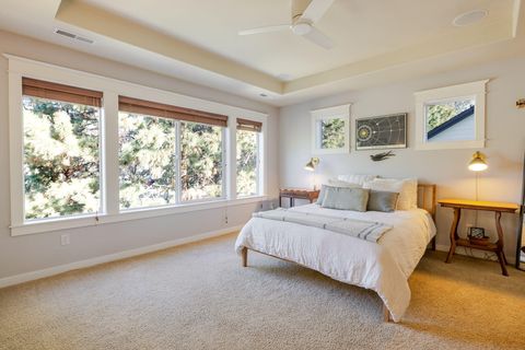 Tiny photo for 61059 Snowberry Place, Bend, OR 97702 (MLS # 220216936)