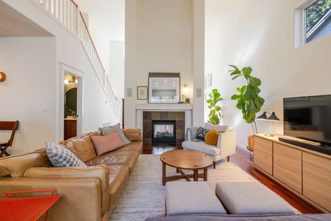 Tiny photo for 61059 Snowberry Place, Bend, OR 97702 (MLS # 220216936)