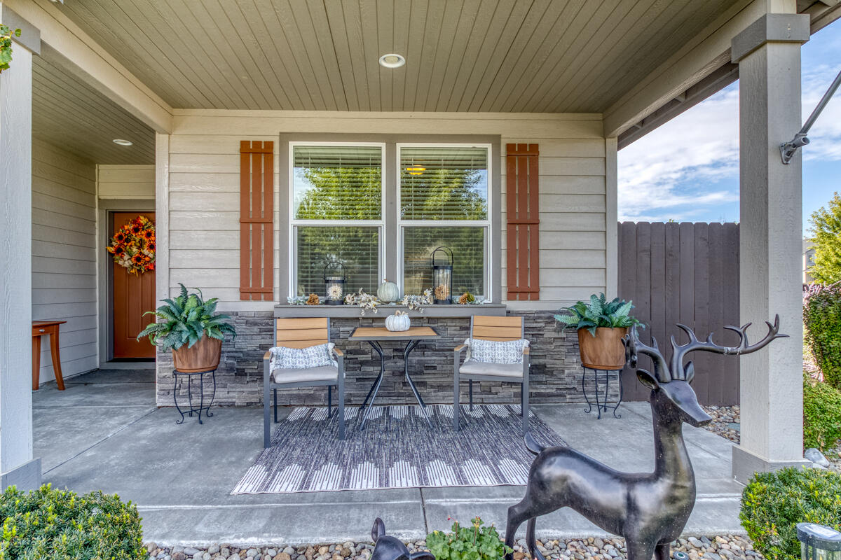 Maple Meadows - Residential