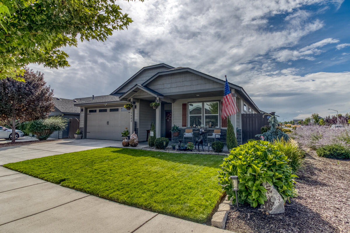 Maple Meadows - Residential