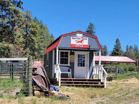 Tiny photo for 41837 Highway 62, Chiloquin, OR 97624 (MLS # 220212559)