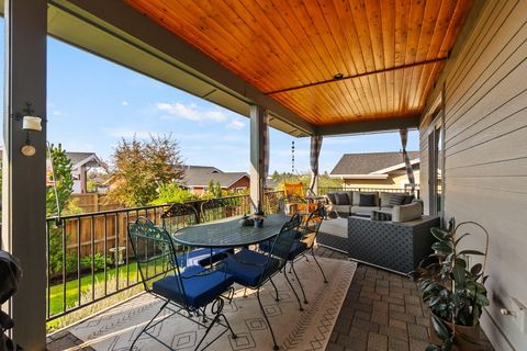 Tiny photo for 4530 SW Yew Avenue, Redmond, OR 97756 (MLS # 220213315)