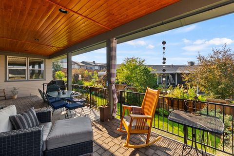 Tiny photo for 4530 SW Yew Avenue, Redmond, OR 97756 (MLS # 220213315)