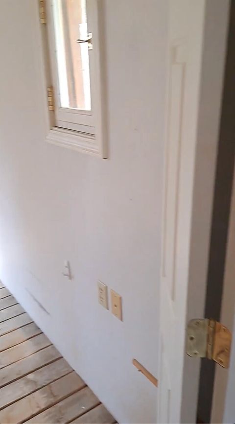 Tiny photo for 282 Reagor Lane, Cave Junction, OR 97523 (MLS # 220215397)