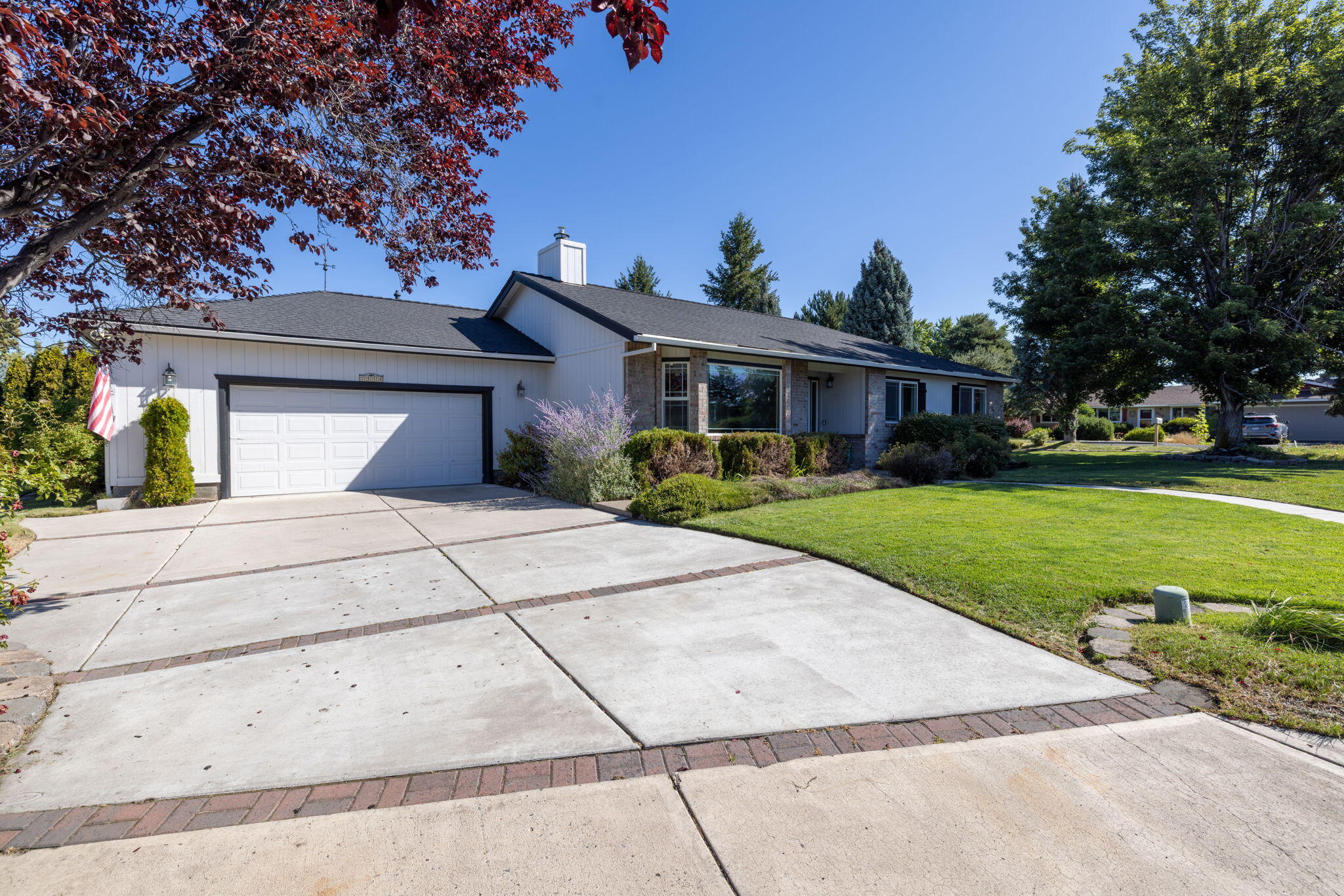2114 NW Canyon Drive OR