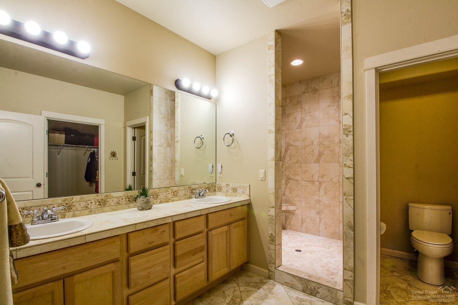 Deschutes RiverWoods - Residential