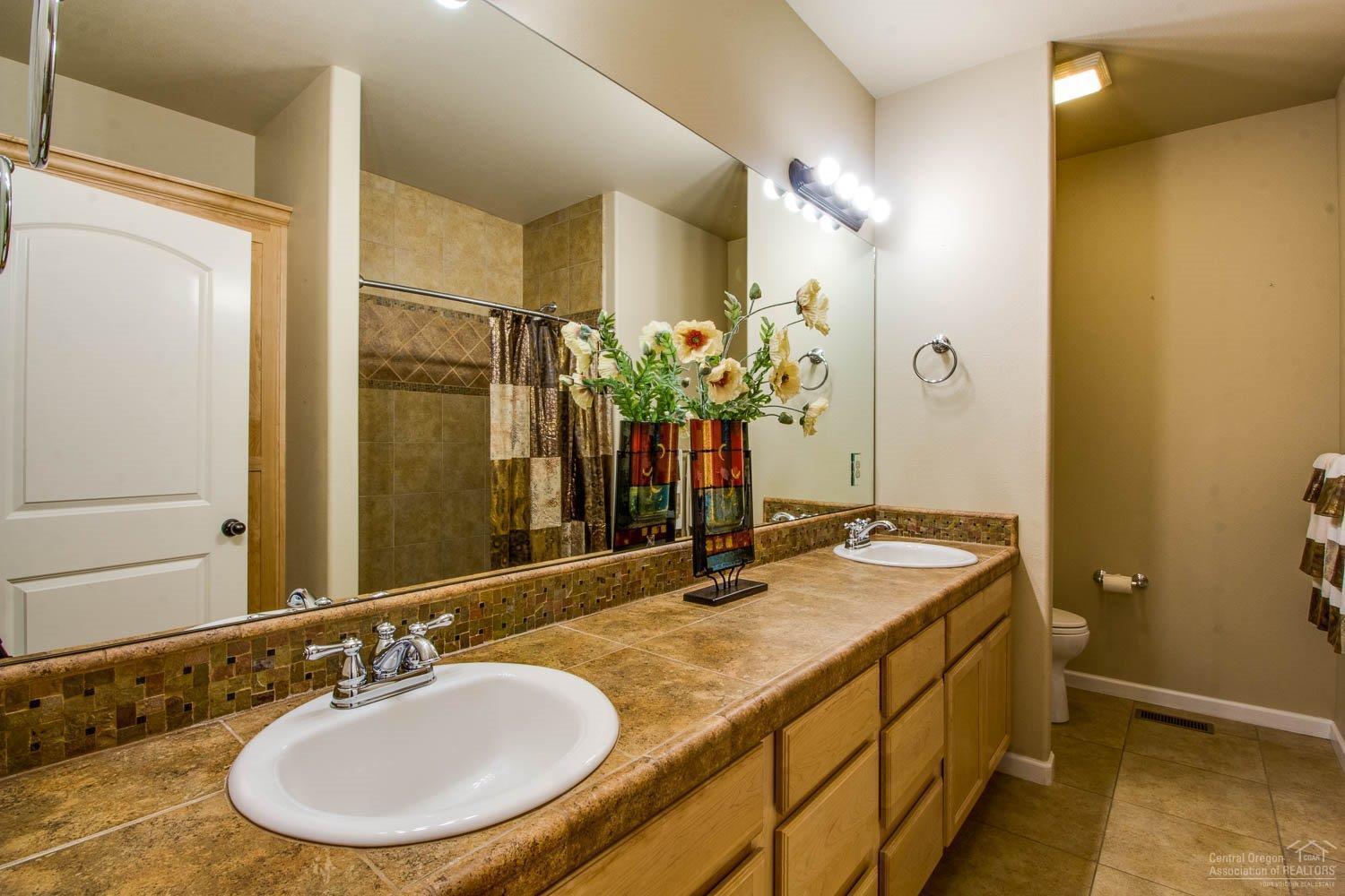 Deschutes RiverWoods - Residential