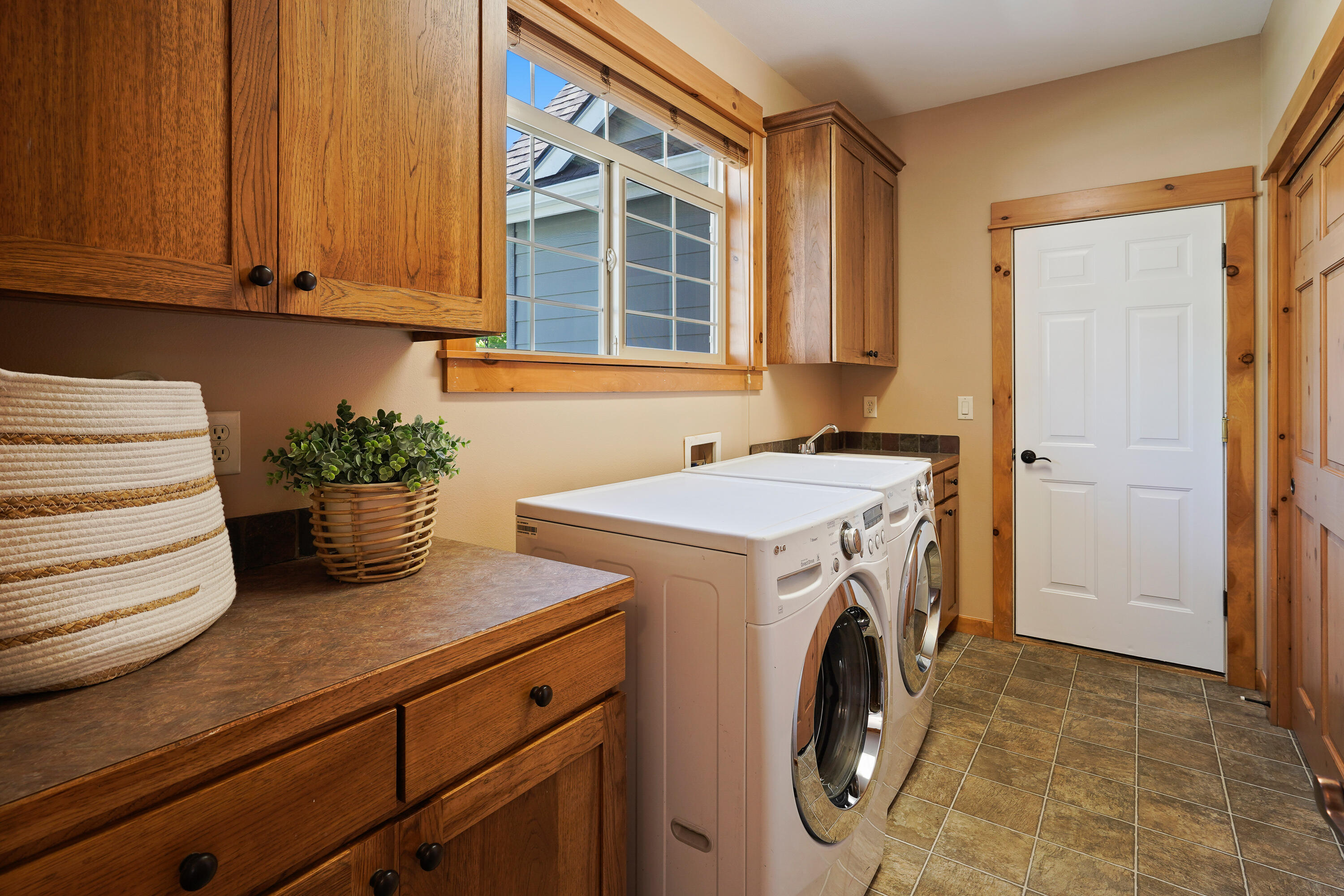 River Rim - Residential