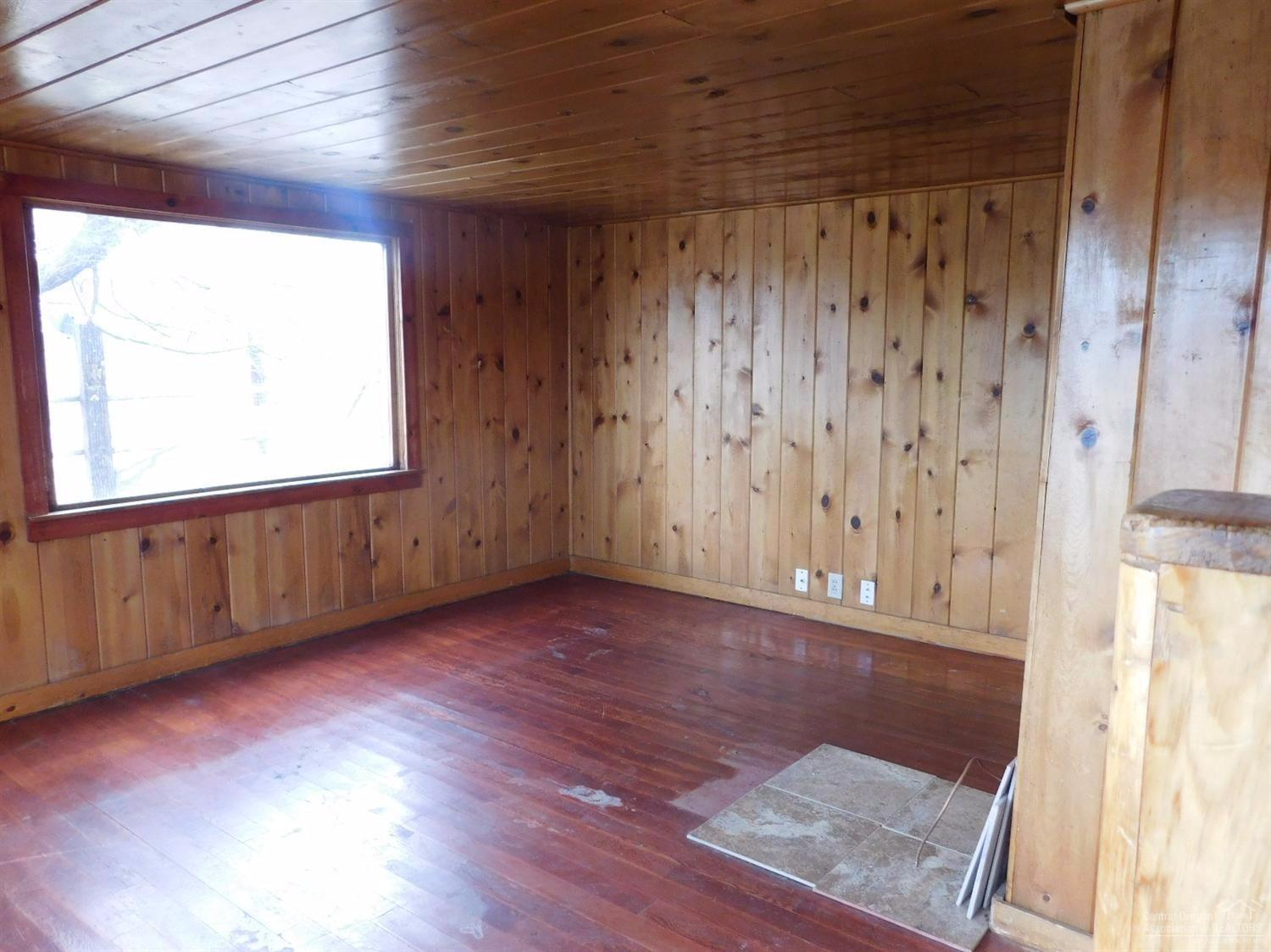 Schnoors - Residential