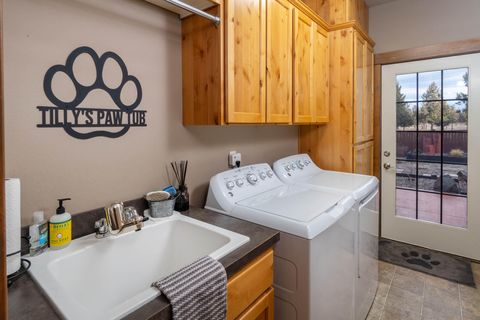 Tiny photo for 6014 SE Cedar Hills Court, Prineville, OR 97754 (MLS # 220217170)