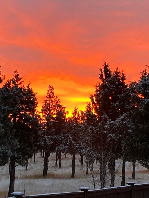 Tiny photo for 6014 SE Cedar Hills Court, Prineville, OR 97754 (MLS # 220217170)