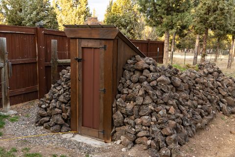 Tiny photo for 6014 SE Cedar Hills Court, Prineville, OR 97754 (MLS # 220217170)