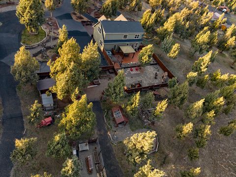 Tiny photo for 6014 SE Cedar Hills Court, Prineville, OR 97754 (MLS # 220217170)