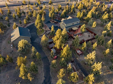 Tiny photo for 6014 SE Cedar Hills Court, Prineville, OR 97754 (MLS # 220217170)