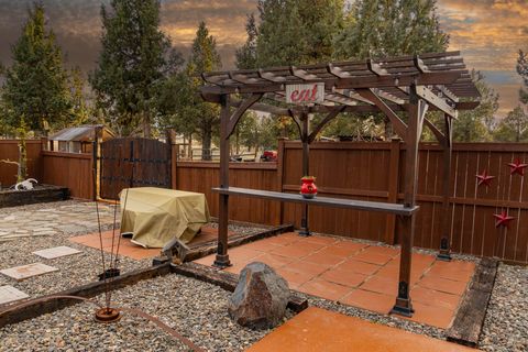 Tiny photo for 6014 SE Cedar Hills Court, Prineville, OR 97754 (MLS # 220217170)