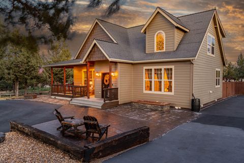 Tiny photo for 6014 SE Cedar Hills Court, Prineville, OR 97754 (MLS # 220217170)