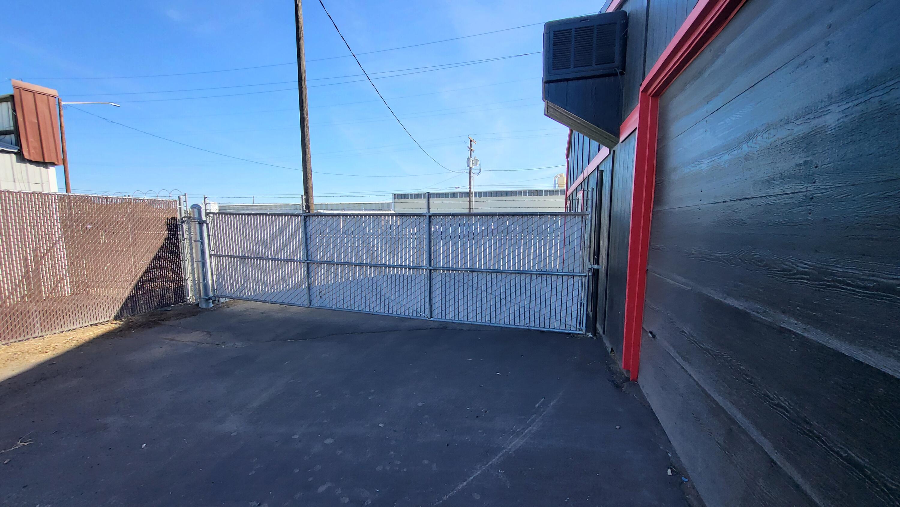 CLAB - Commercial Sale