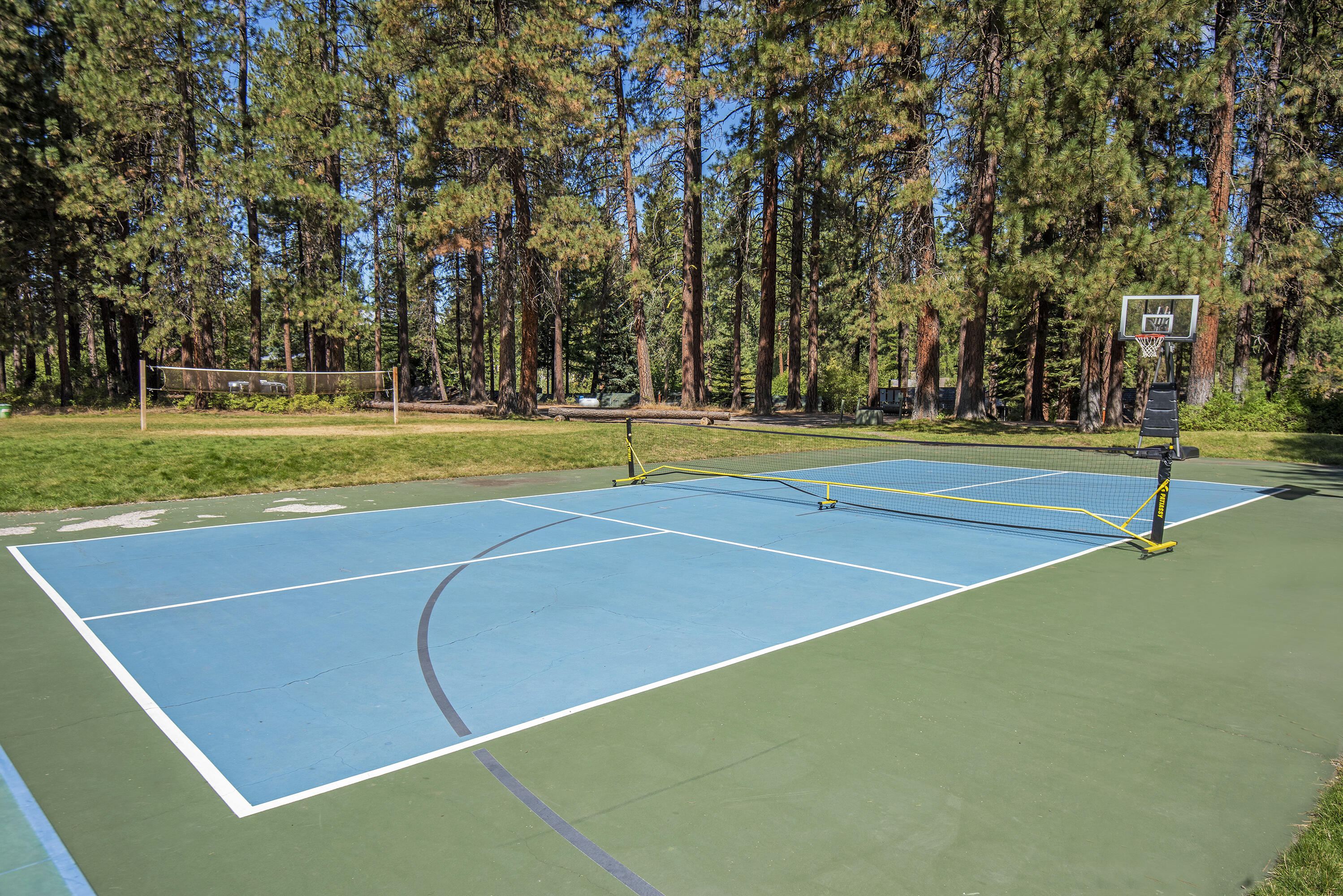 Lake Creek Lodge - Residential