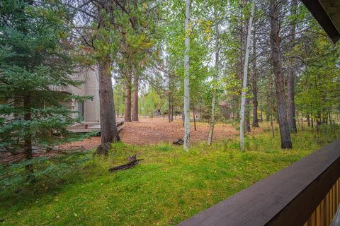 Tiny photo for 57393 Beaver Ridge Loop #39B2, Sunriver, OR 97707 (MLS # 220210186)