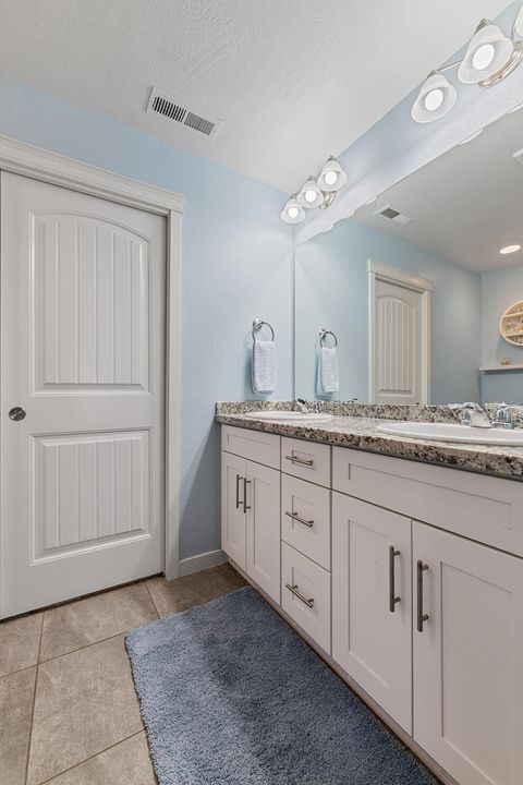 Tiny photo for 3949 Connor Drive, White City, OR 97503 (MLS # 220219625)