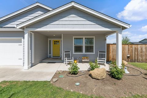 Tiny photo for 3949 Connor Drive, White City, OR 97503 (MLS # 220219625)