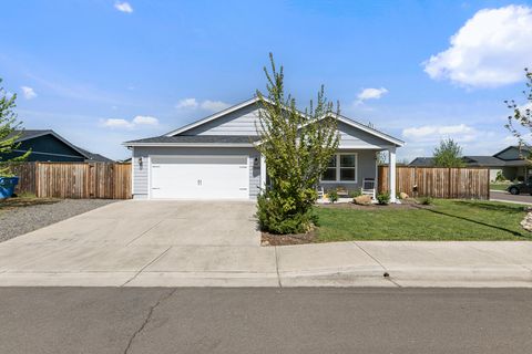 Tiny photo for 3949 Connor Drive, White City, OR 97503 (MLS # 220219625)