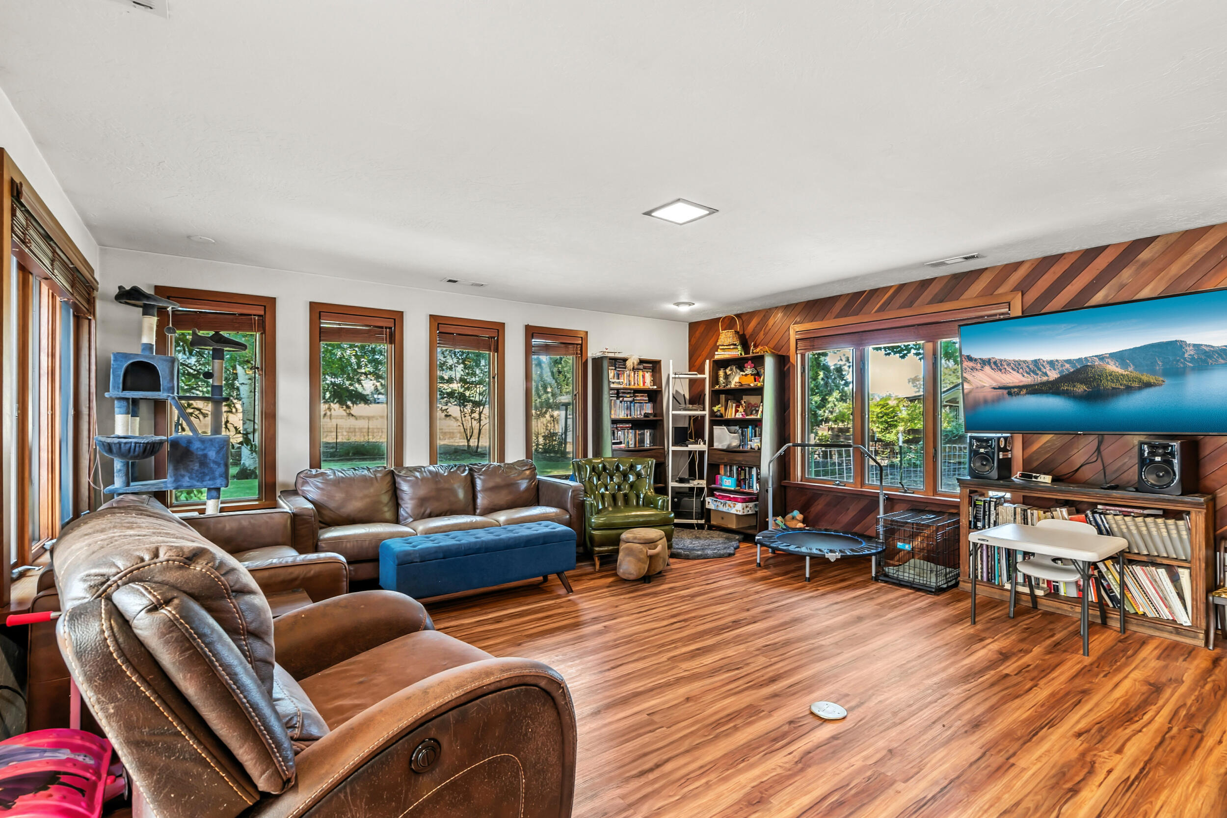 El Reina Subdivision - Residential