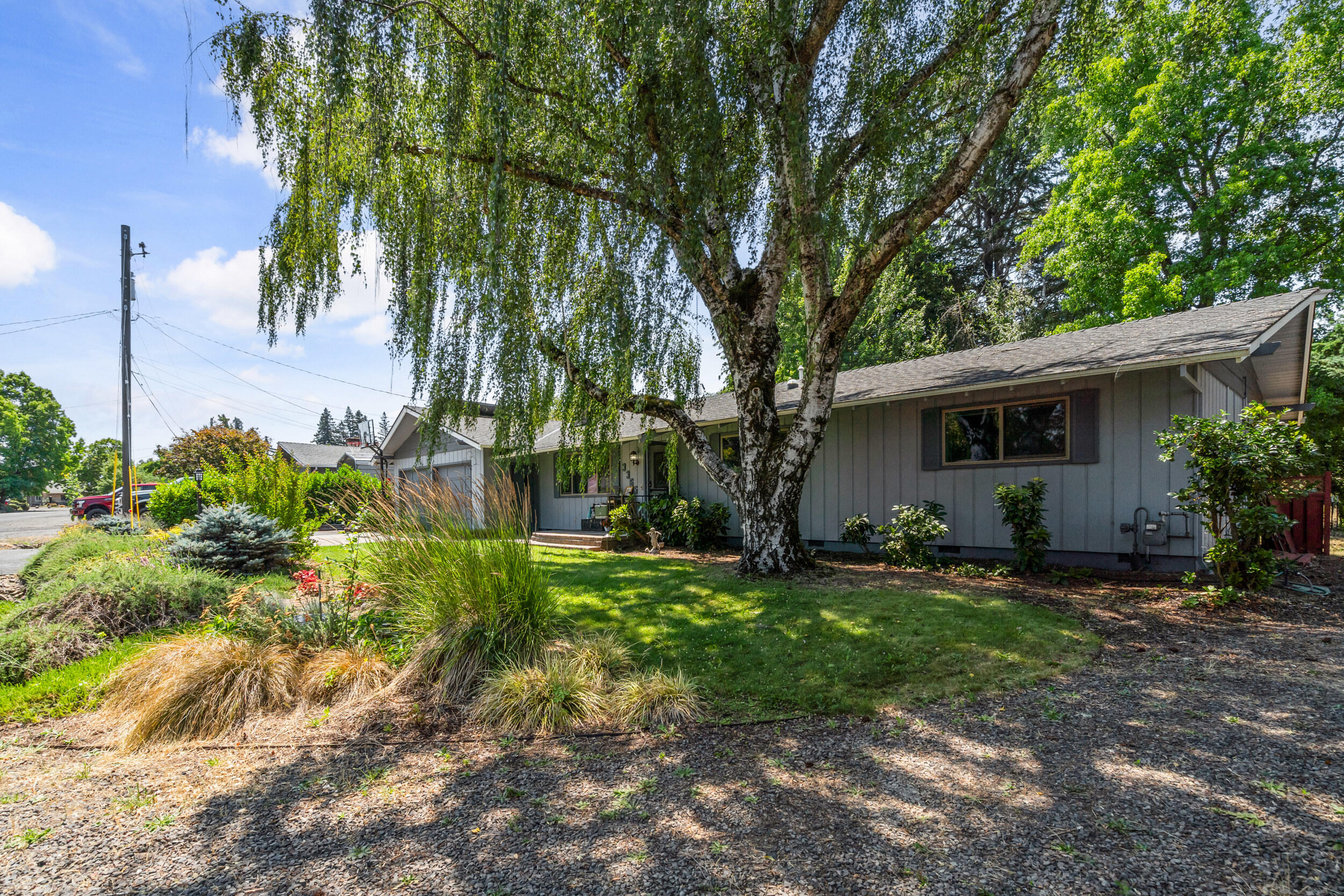 El Reina Subdivision - Residential