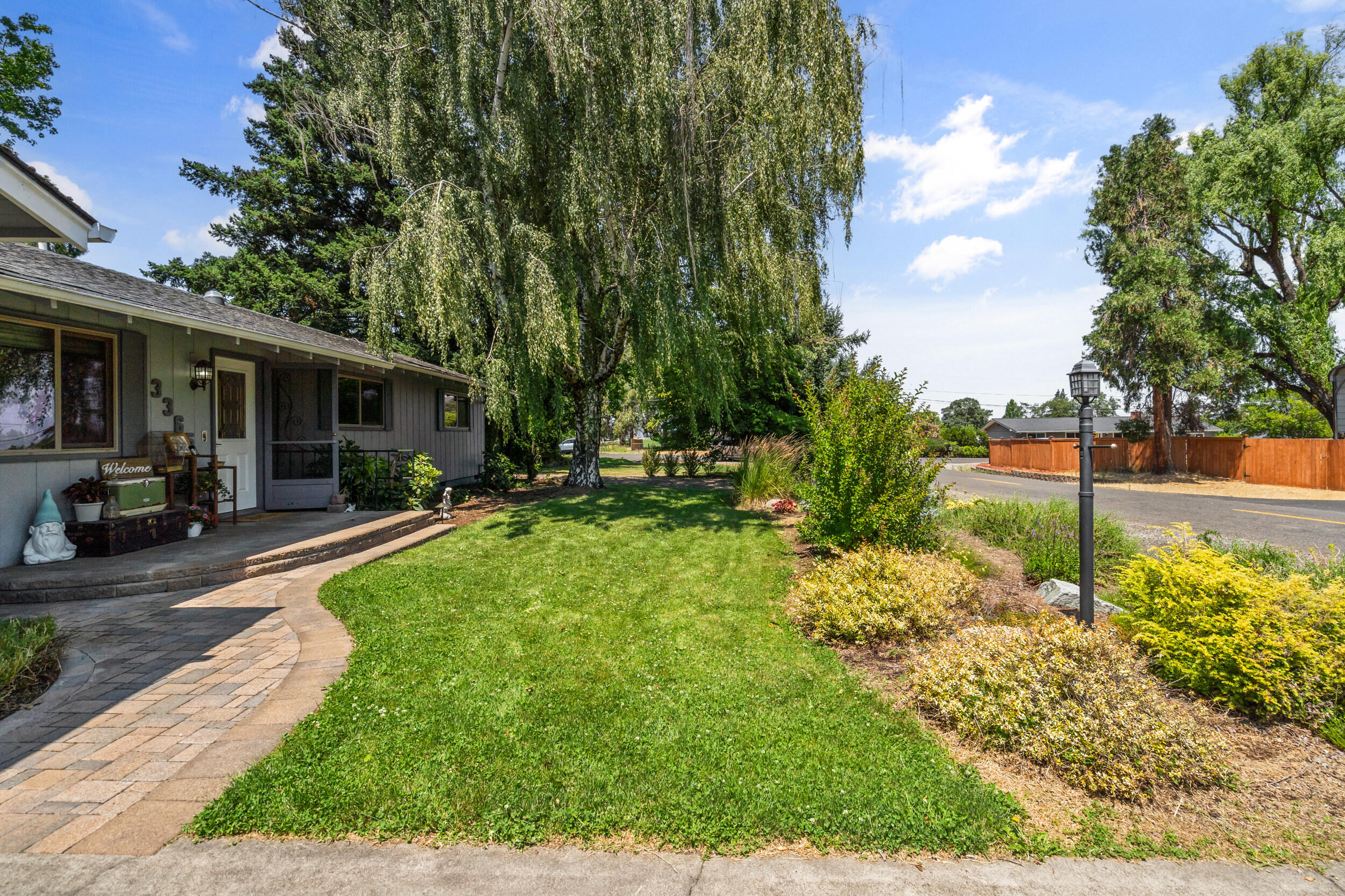 El Reina Subdivision - Residential