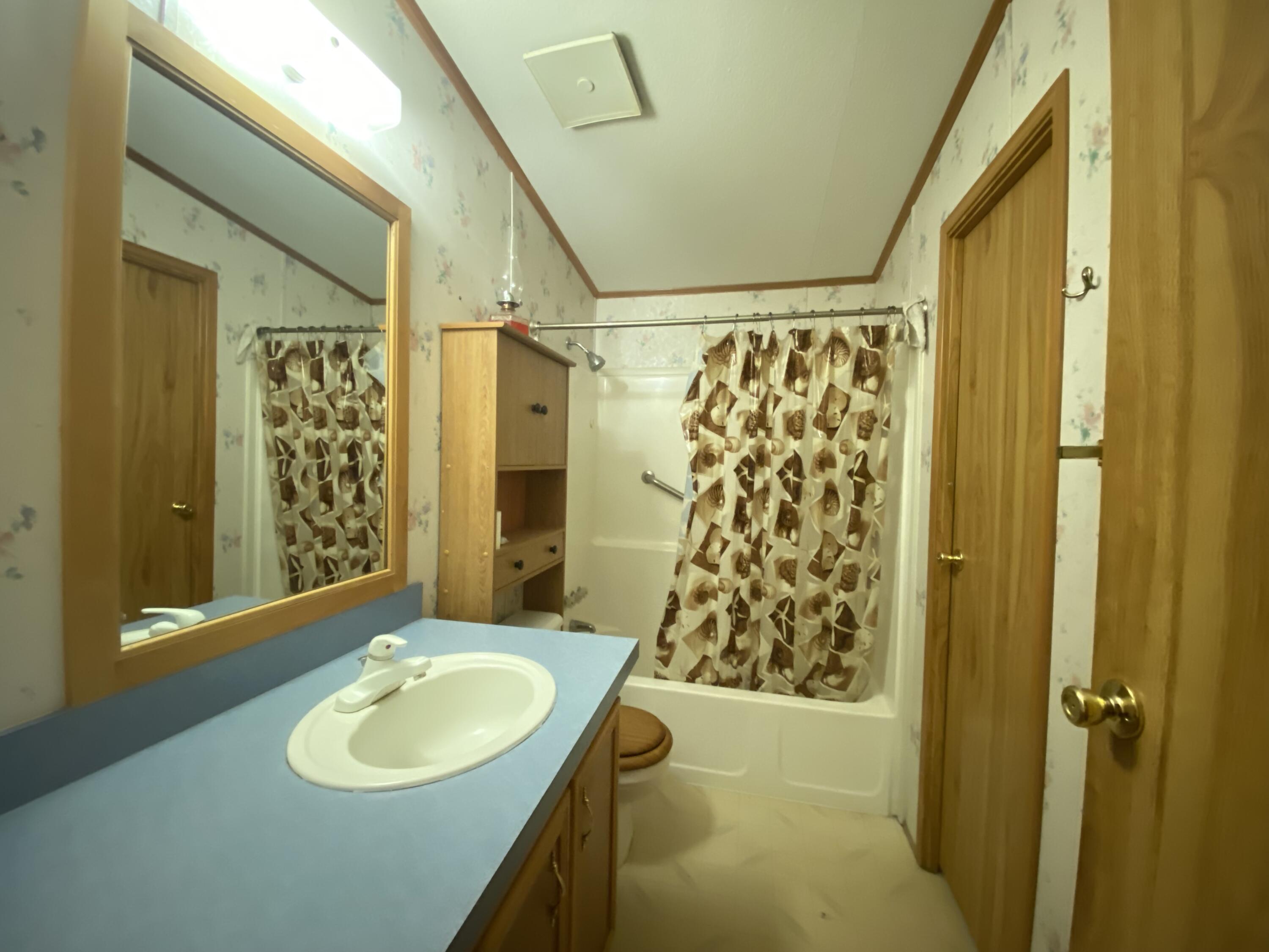 Winema Peninsula - Residential