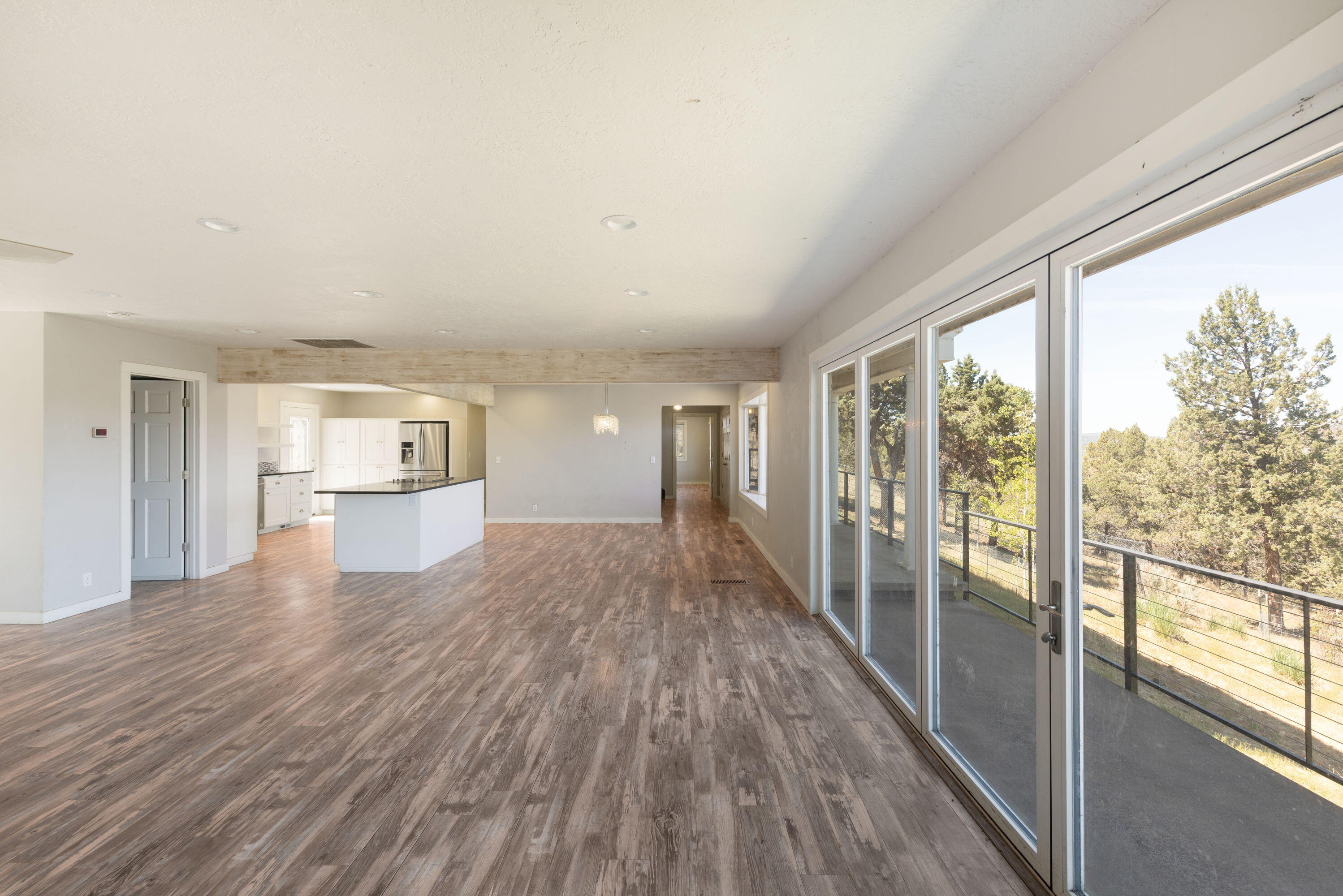135 NE Short Lane