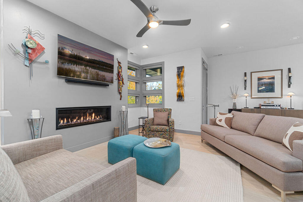 Three Pines - Residential