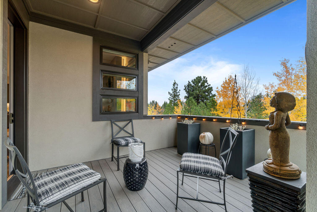 Three Pines - Residential