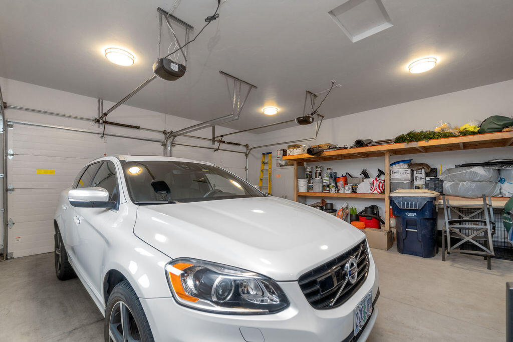 Three Pines - Residential