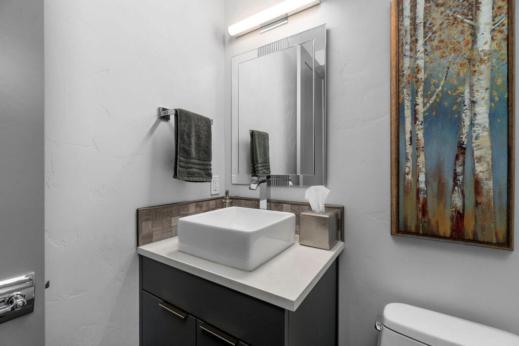 Three Pines - Residential