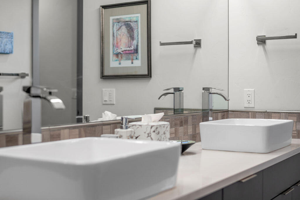 Three Pines - Residential