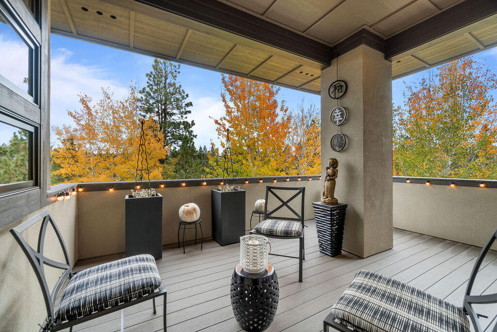 Three Pines - Residential