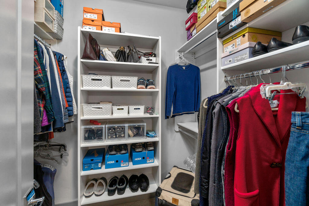 Three Pines - Residential