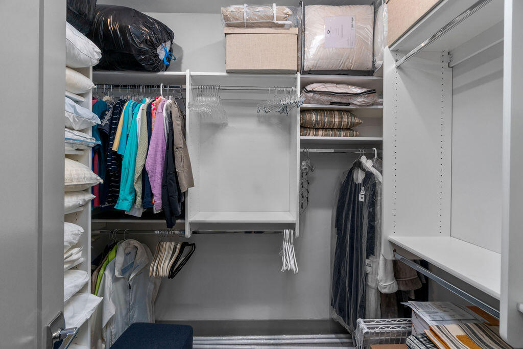 Three Pines - Residential