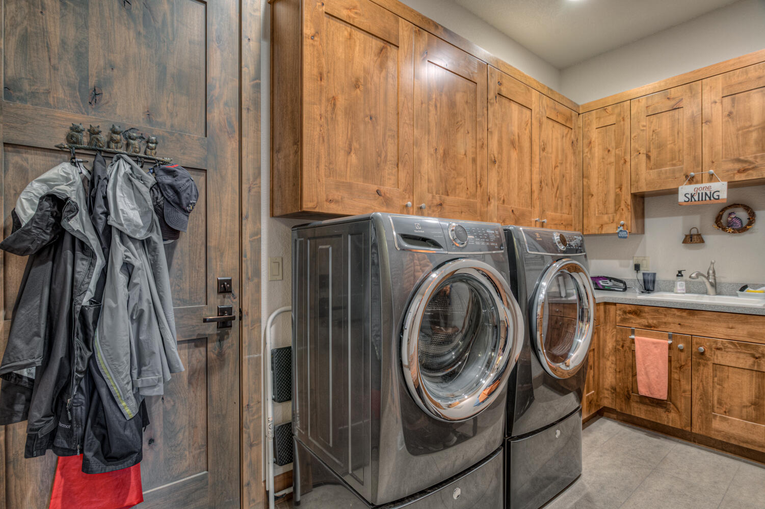 PointsWest - Residential