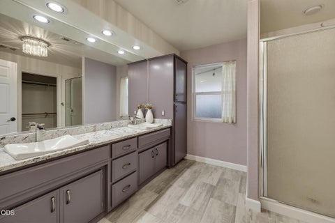 Tiny photo for 3462 Viewpoint Drive, Medford, OR 97504 (MLS # 220226135)