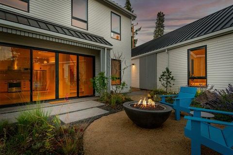 Tiny photo for 15 NW St Helens Place # 1 & 2, Bend, OR 97703 (MLS # 220212891)