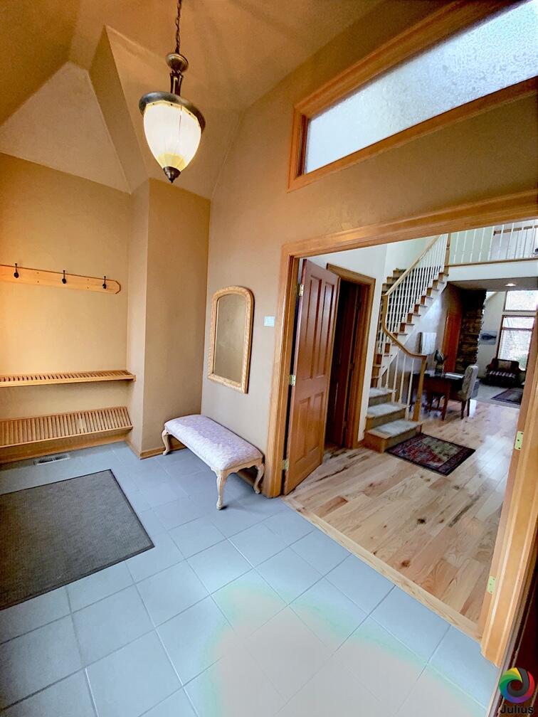 StoneTH - Residential