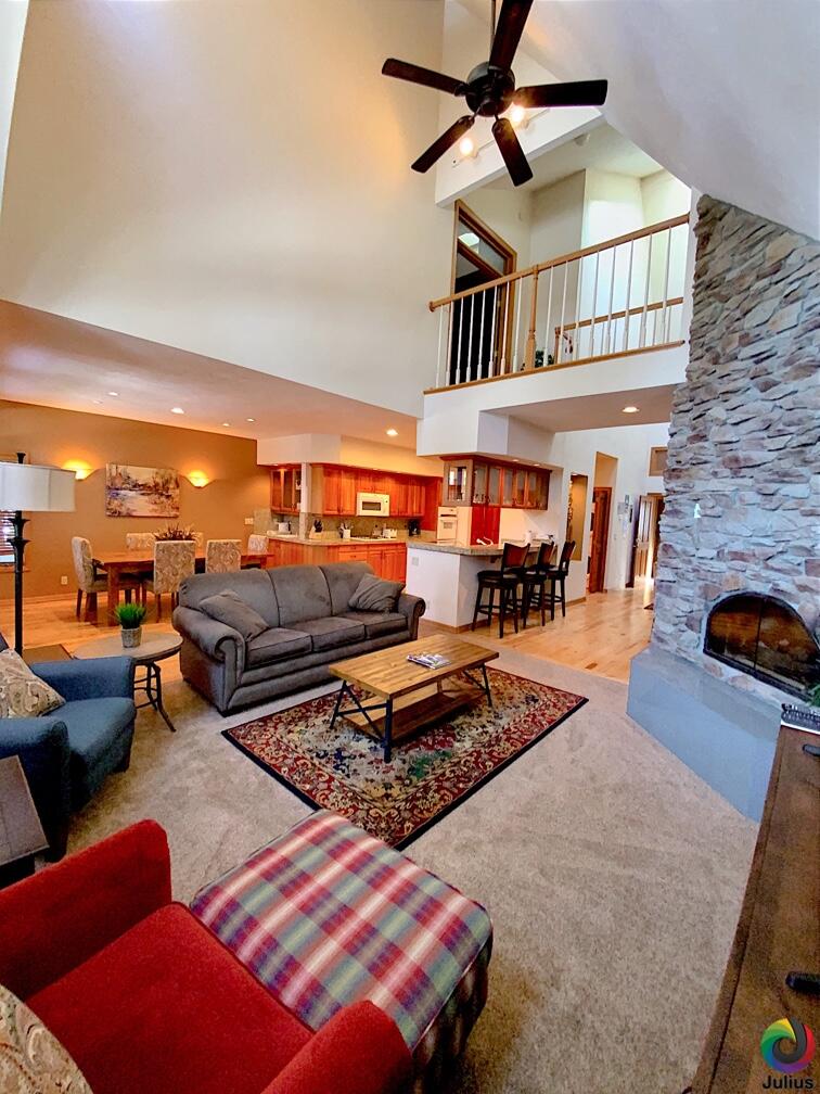 StoneTH - Residential