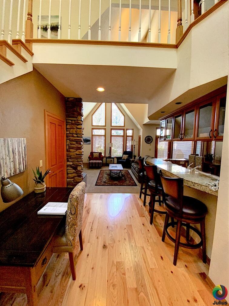 StoneTH - Residential