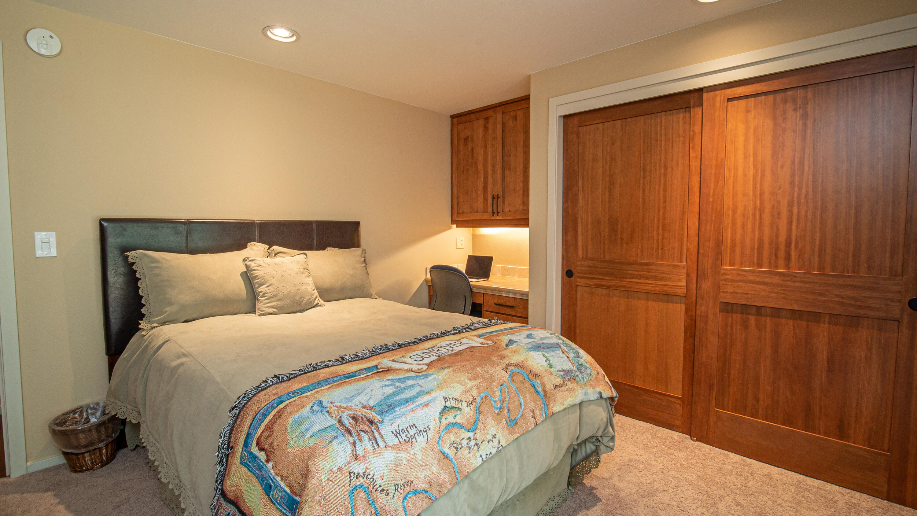 Fairway Point Villag - Residential