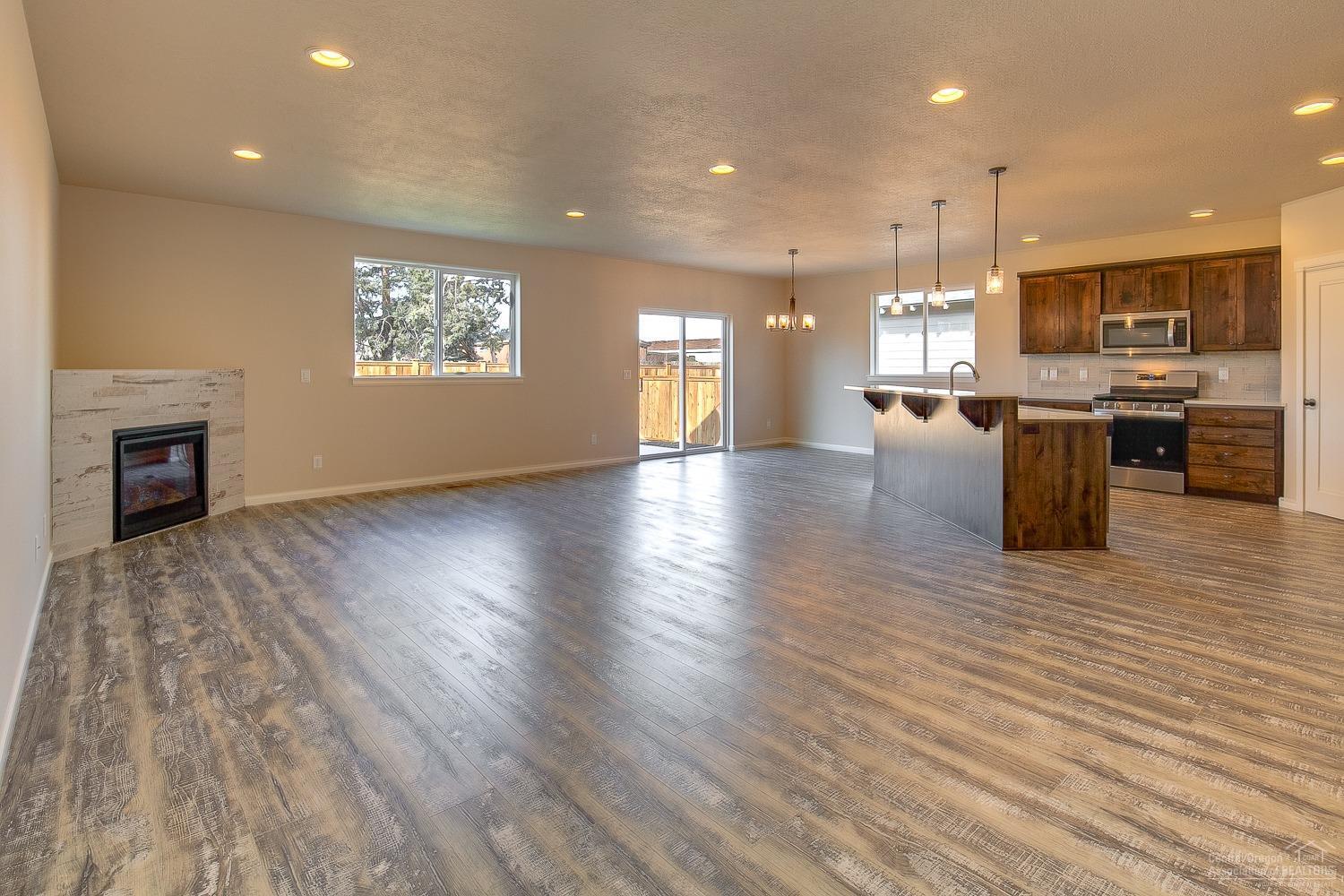 Canyon Rim Village - Residential