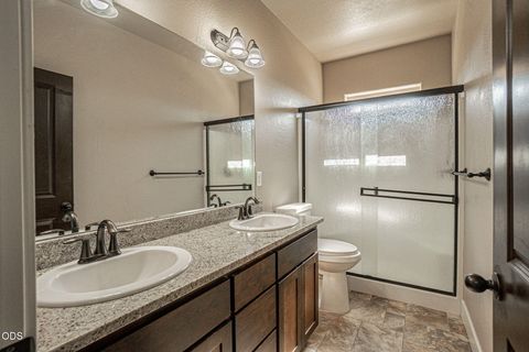 Tiny photo for 1311 Swayze Lane, Medford, OR 97501 (MLS # 220224787)